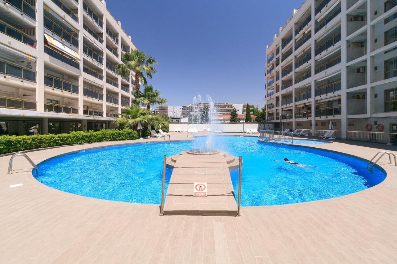 Uhc Michelangelo Apartments Salou Dış mekan fotoğraf