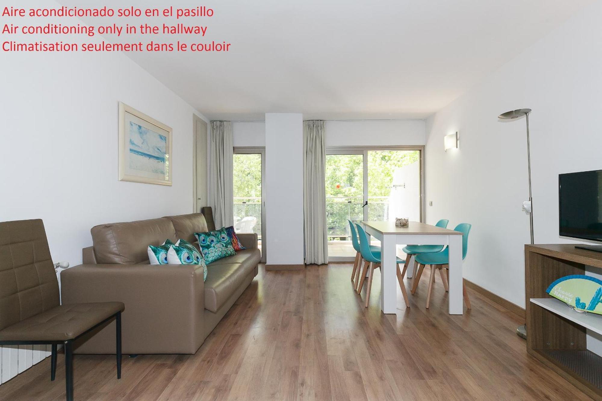 Uhc Michelangelo Apartments Salou Dış mekan fotoğraf