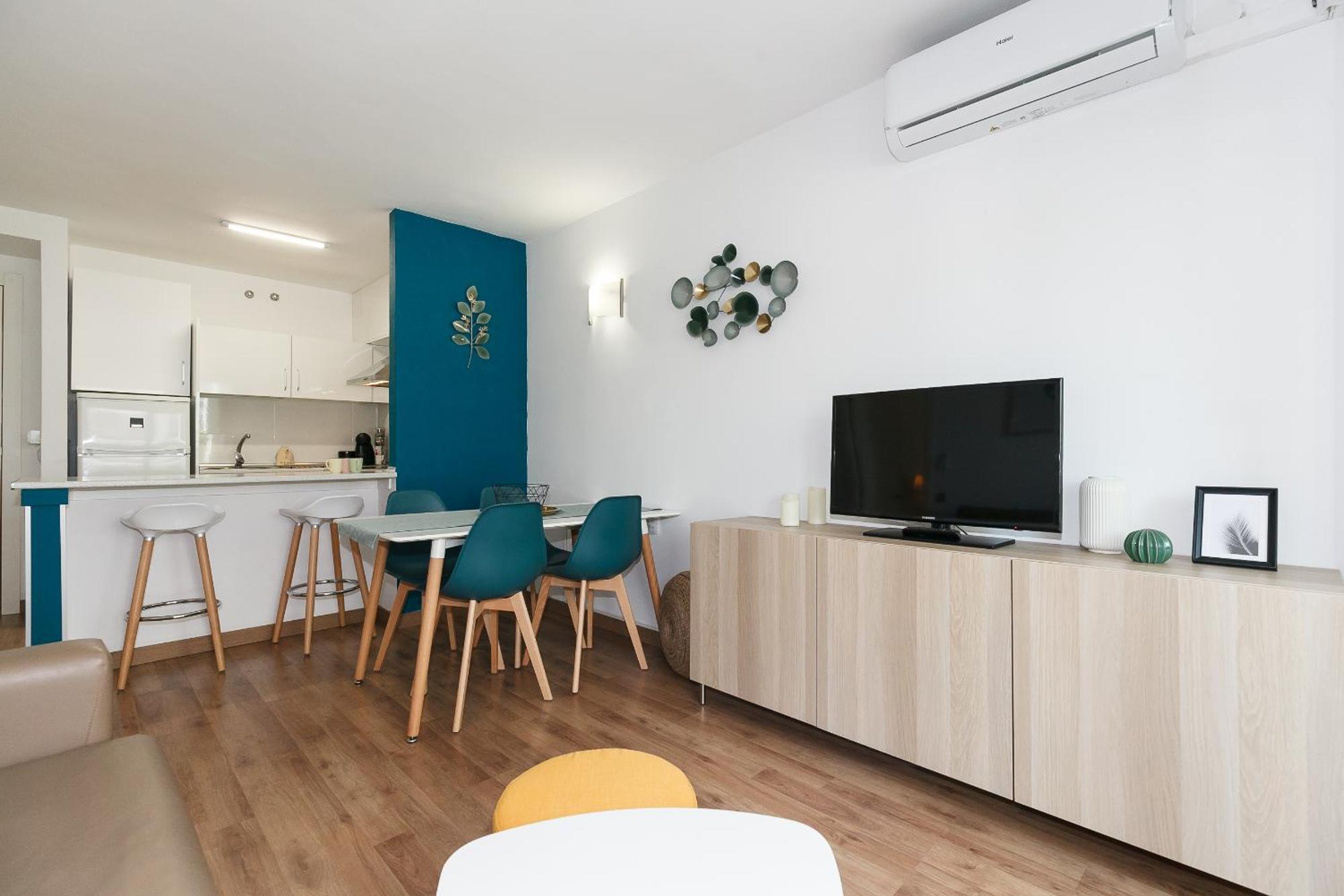 Uhc Michelangelo Apartments Salou Oda fotoğraf