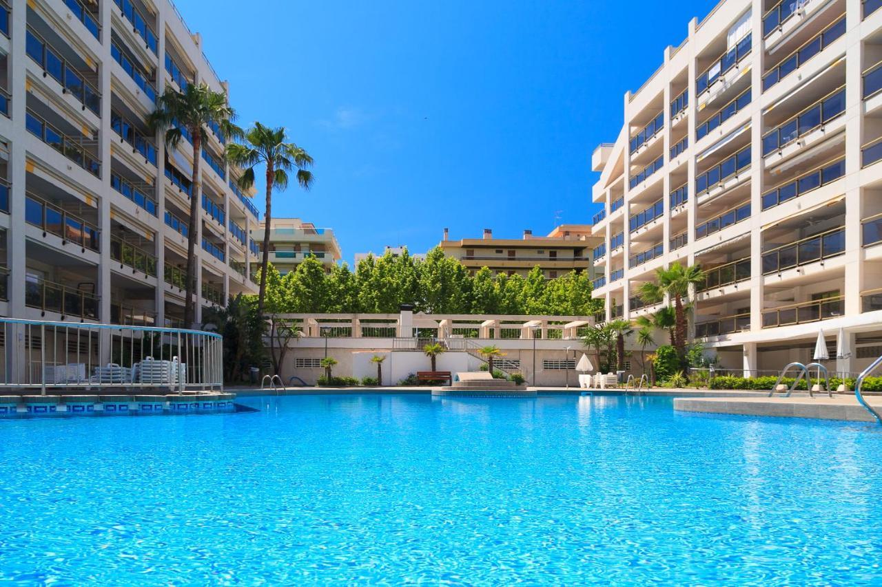 Uhc Michelangelo Apartments Salou Dış mekan fotoğraf